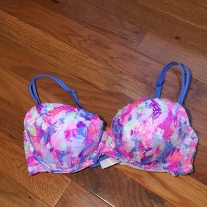 Victoria’s Secret PINK lace bra